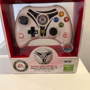 White Wired Controller for Xbox 360